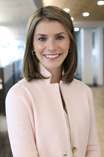 Anna Hessler's professional portrait