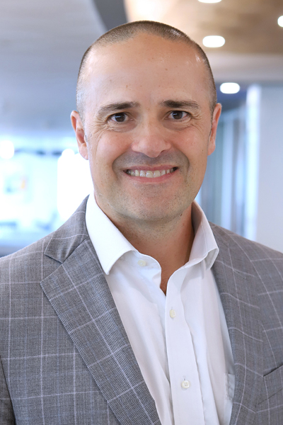 Bob Murrer's professional portrait 