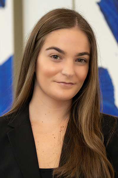 Maddie Curtin's professional portrait 