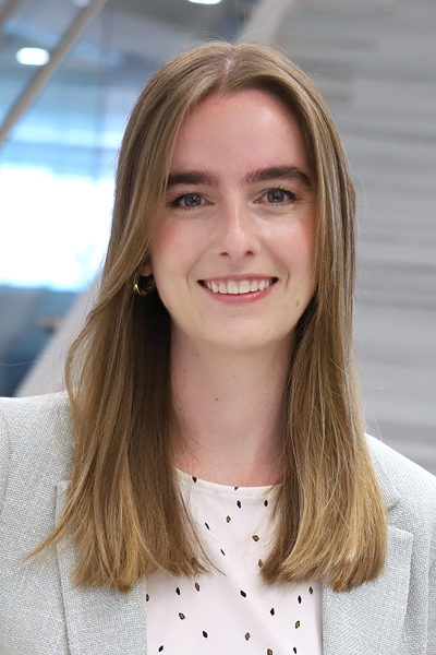 Laura Shanklin's professional portrait 