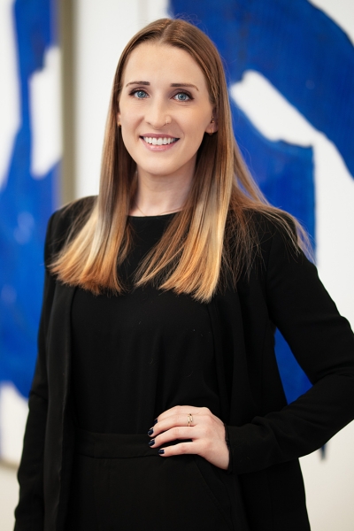 Taryn Carter's professional portrait