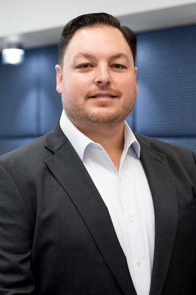 Tim Lippa's professional portrait