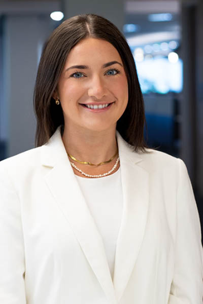 Elise Olivo's professional portrait