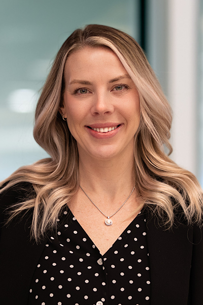 Claire Haen's professional portrait