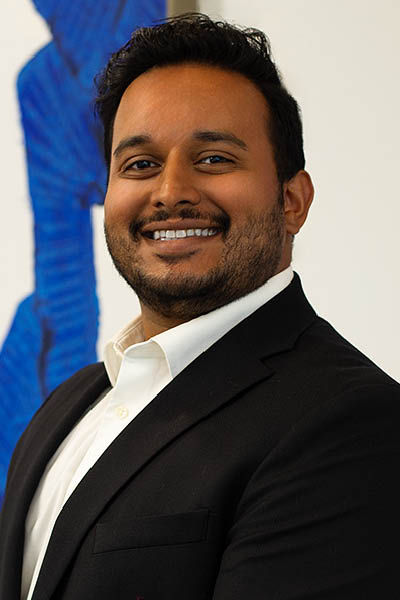 Justin Puthuparampil's professional portrait 
